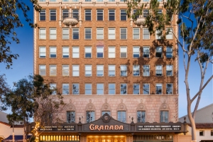 ALEX_NYE_180607-1S1A0640-Edit-2