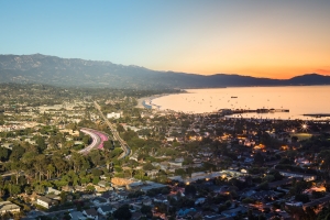 01-ANYE_SB_TV_Hill_Day_Night_Timelapse_stack_Santa-Barbara-4D