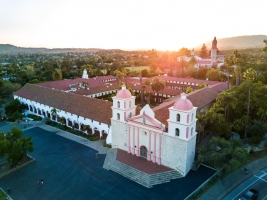 15-ANYE-Santa-Barbara-Mission-0215
