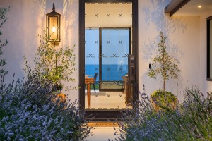 AlexNye_230809_Semerjian_2482-Edit-2