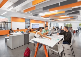 1_ALEX_NYE_210814_DLR_Beverly_Hills_HS_8379-Edit