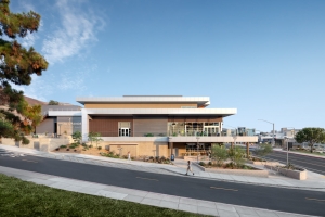 ALEX_NYE_DLR_CalPoly_Dining_1017