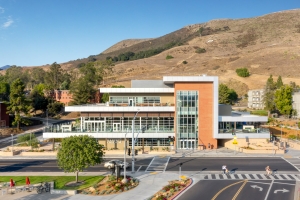 ALEX_NYE_DLR_CalPoly_Dining_Drone-099_Edited-2