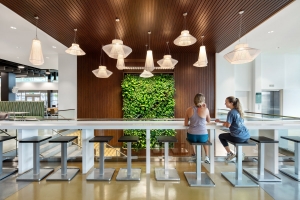 ALEX_NYE_DLR_CalPoly_Dining_0273