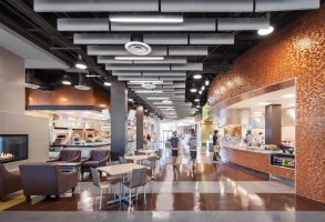 ALEX_NYE_DLR_CalPoly_Dining_0717-2