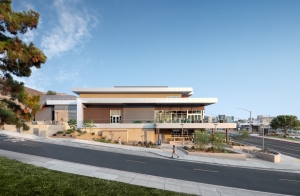 ALEX_NYE_DLR_CalPoly_Dining_1017