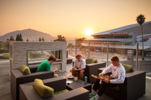 ALEX_NYE_DLR_CalPoly_Dining_1168-Edit