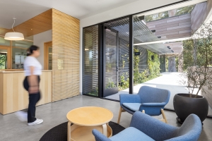 ALEX_NYE_230808_Int_1873-Recovered-2