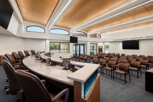 ALEX_NYE_210626_Sillman_OMWD_0319