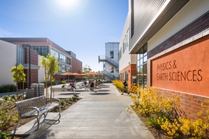 ALEX_NYE_20180627-1S1A3514-Edit-2