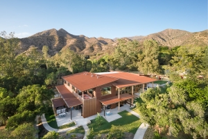 ALEX_NYE_210810-DJI_0080-Edit2-2