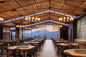 ALEX_NYE_Thacher_Dining_Hall_176-edit-4